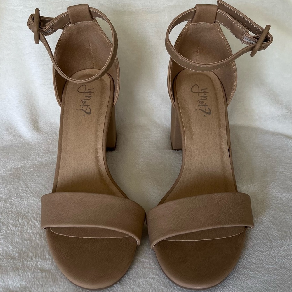 Y-Not Cake Heeled Sandal